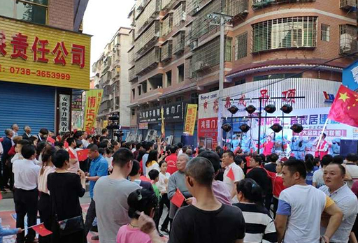 現(xiàn)場直擊 | 大批消費者五一“攻陷”大發(fā)寶各大專賣店