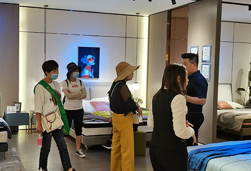 再次出擊！大發(fā)寶·慕顏寢具參展中國中部家具博覽會，惠襲全場！